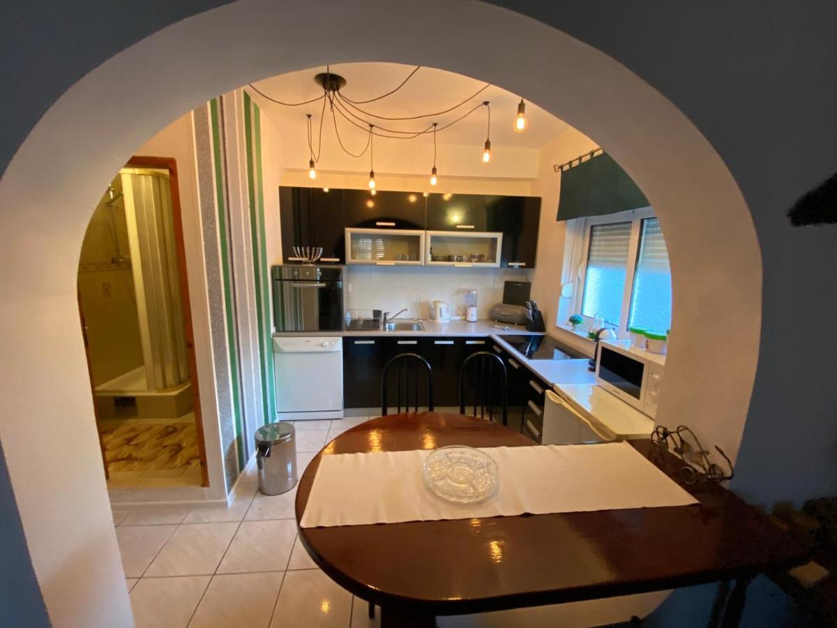 Donna Dervis Apartment Herceg Novi Bagian luar foto